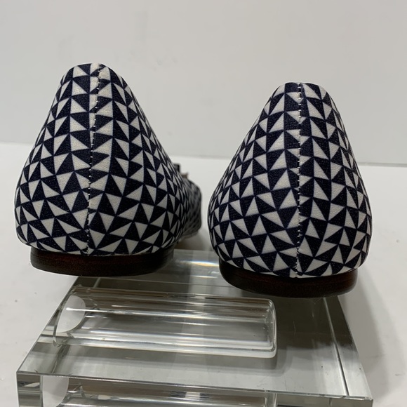Amelia Geometric Flats J. CREW - Picture 5 of 10